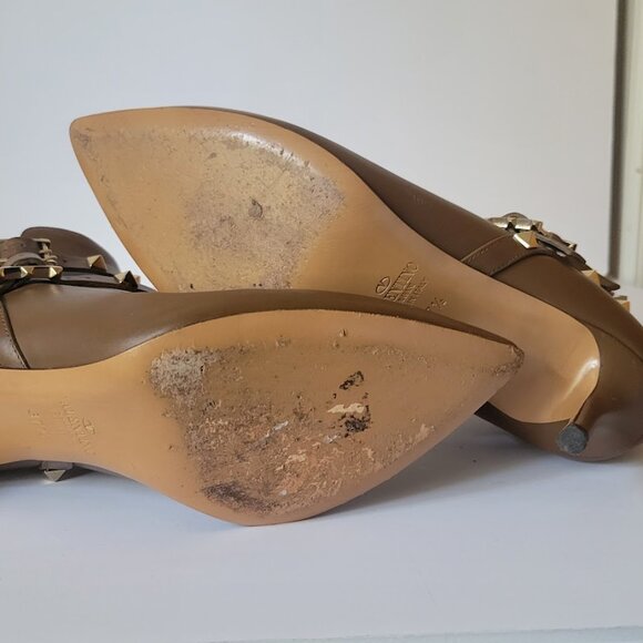 Valentino Garavani Rockstud Strap Heeled Ankle Bootie - Picture 7 of 15
